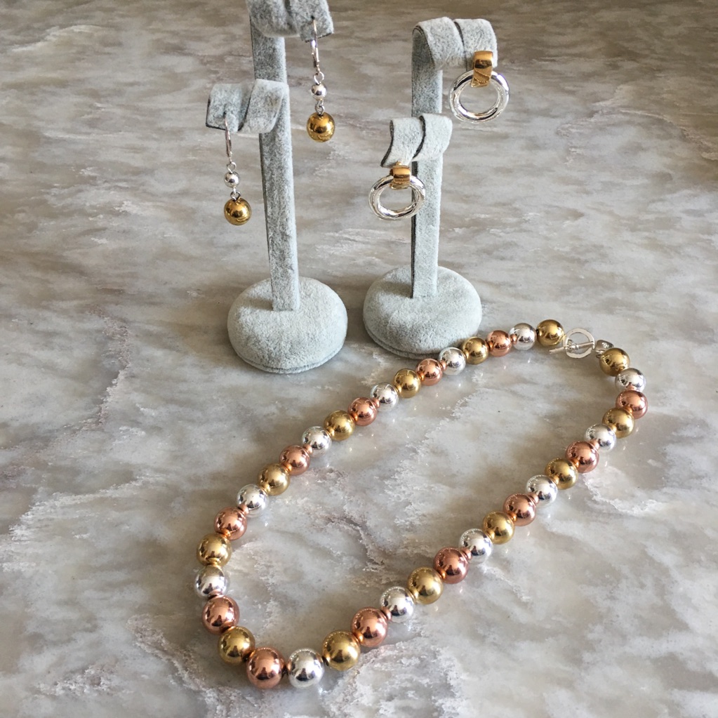 Nwt Lauren Ralph Lauren Tri-Tone Jewelry Set Necklace 2 Earrings 49$
